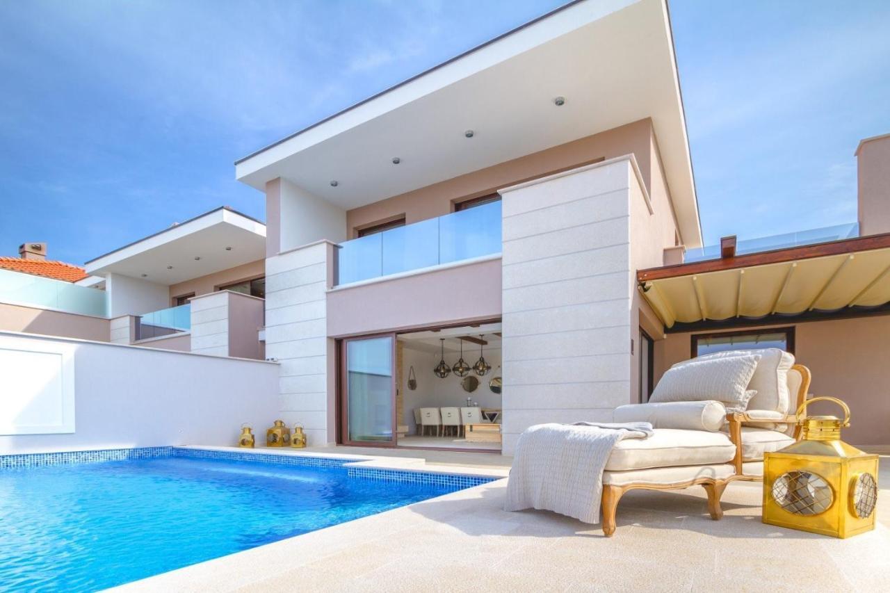 Luxury Villa Prova1 Малинска Екстериор снимка